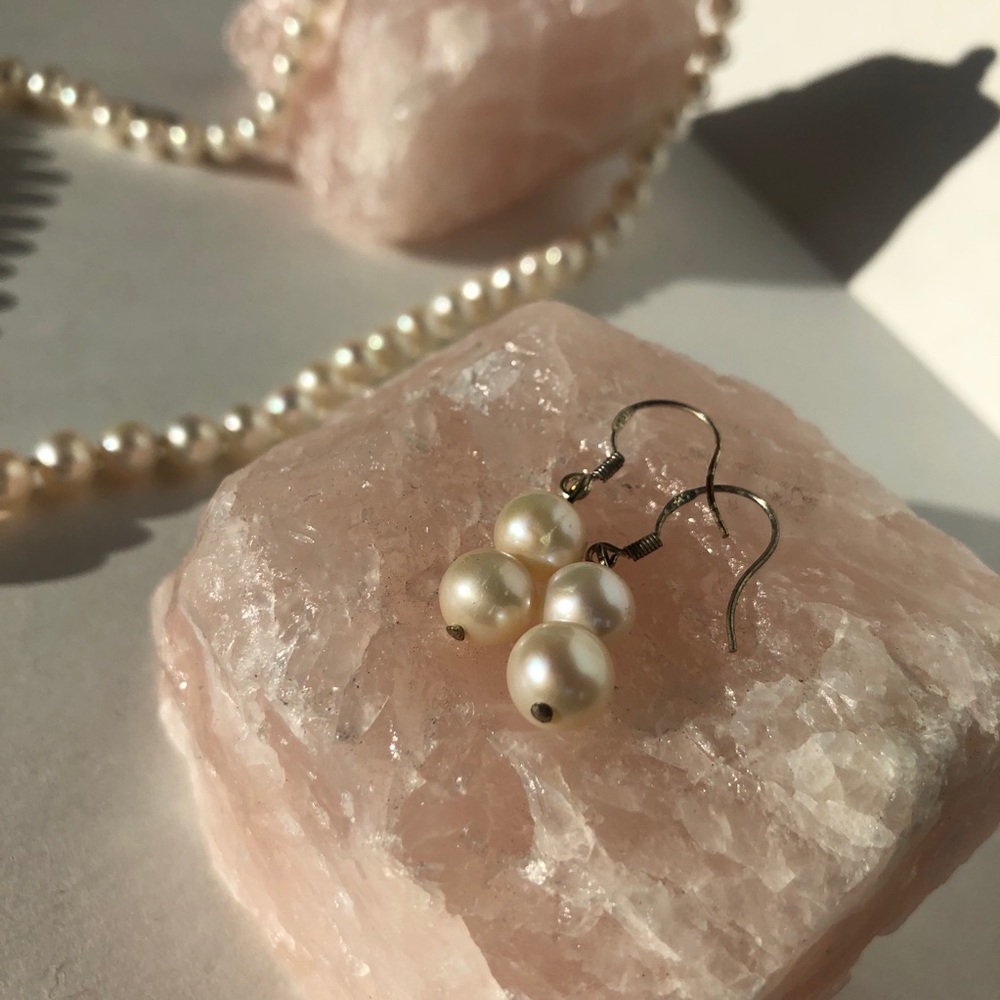 🤍 Dainty and Pearl Earrings and Necklace Set 🤍